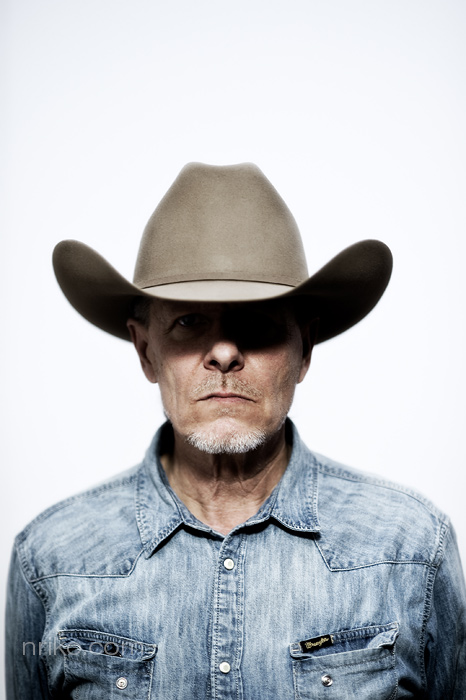 michaelGIRA SWANS